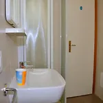 Cozy Seaview Flat-beahost