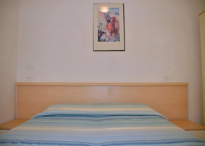 Cozy Seaview Flat-beahost